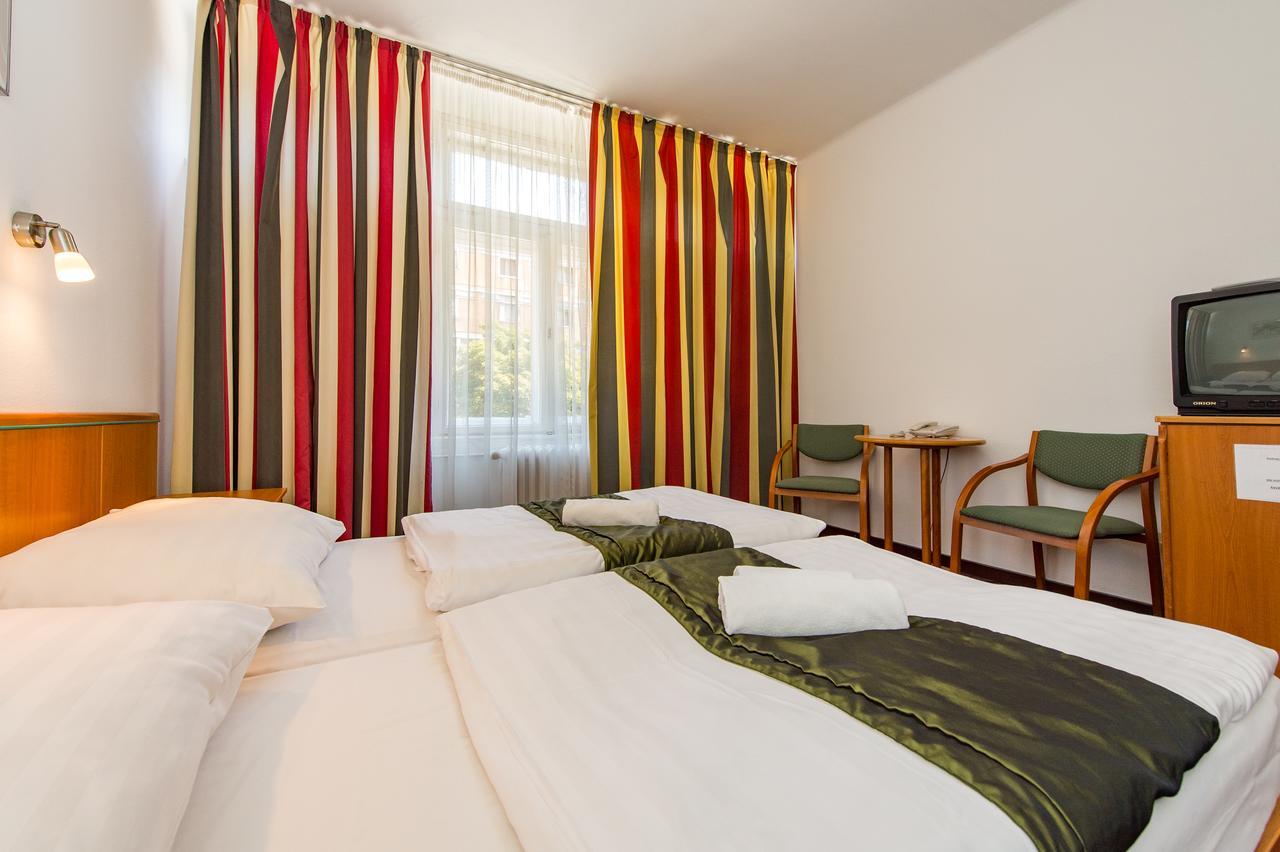 Hotel Griff Budapest Exterior photo